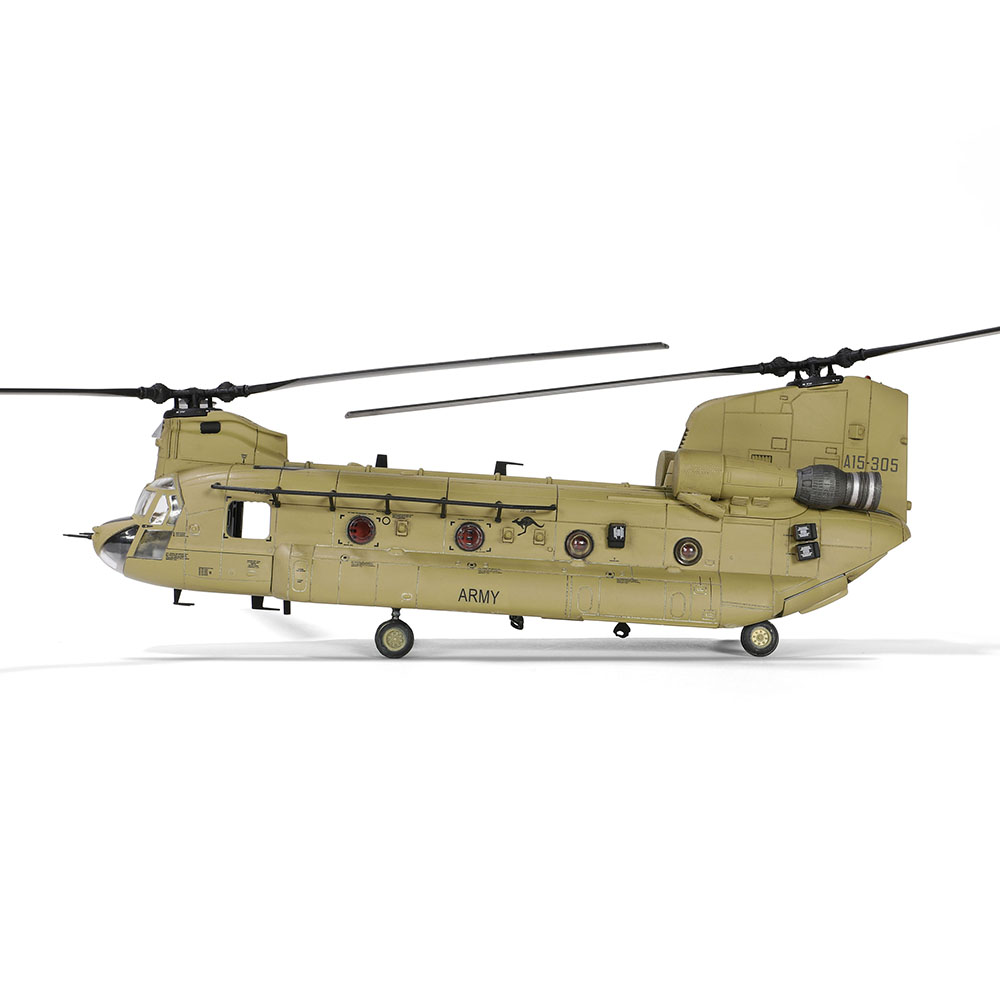 Boeing Chinook CH-47F helicopter  #A15-305, 5th Aviation Regiment, 15th Aviation Brigade, Royal Australian Air Force