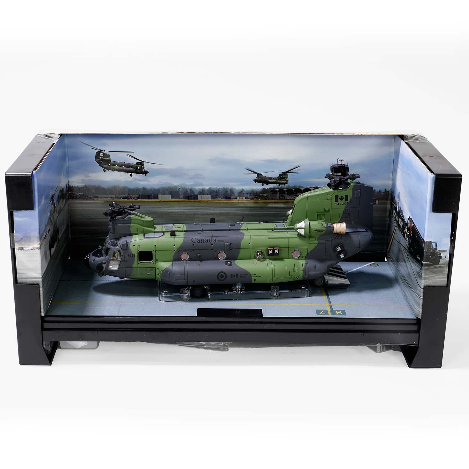 Boeing Chinook CH-147F helicopter Royal Canadian Air Force #147301, 450 Tactical Helicopter Squadron, Petawawa, Ontario