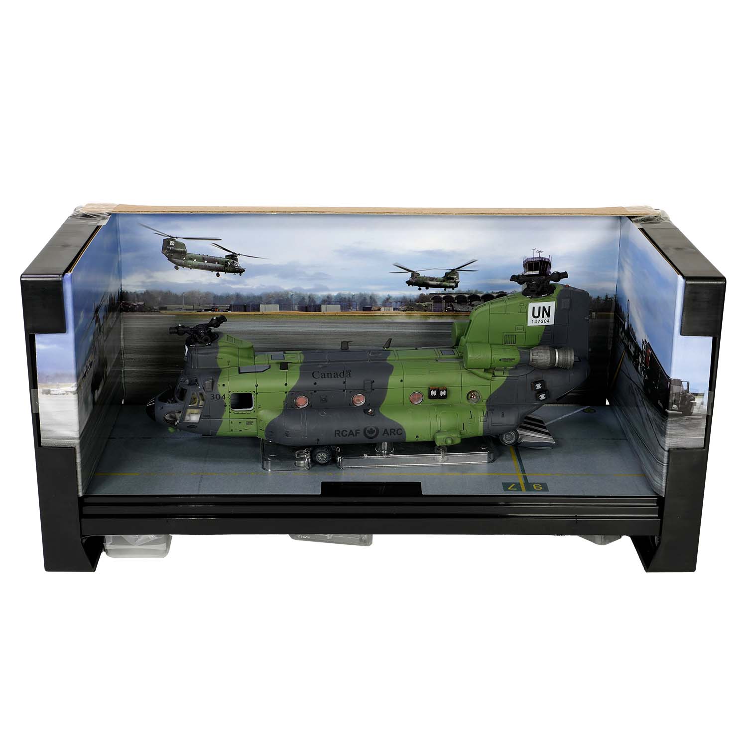 Boeing Chinook CH-147F helicopter Royal Canadian Air Force #147304 (Valkyrie Nose Art), 450 Tactical Helicopter Squadron, Camp Castor, Gao, Mali, Western Africa, 2018-2019