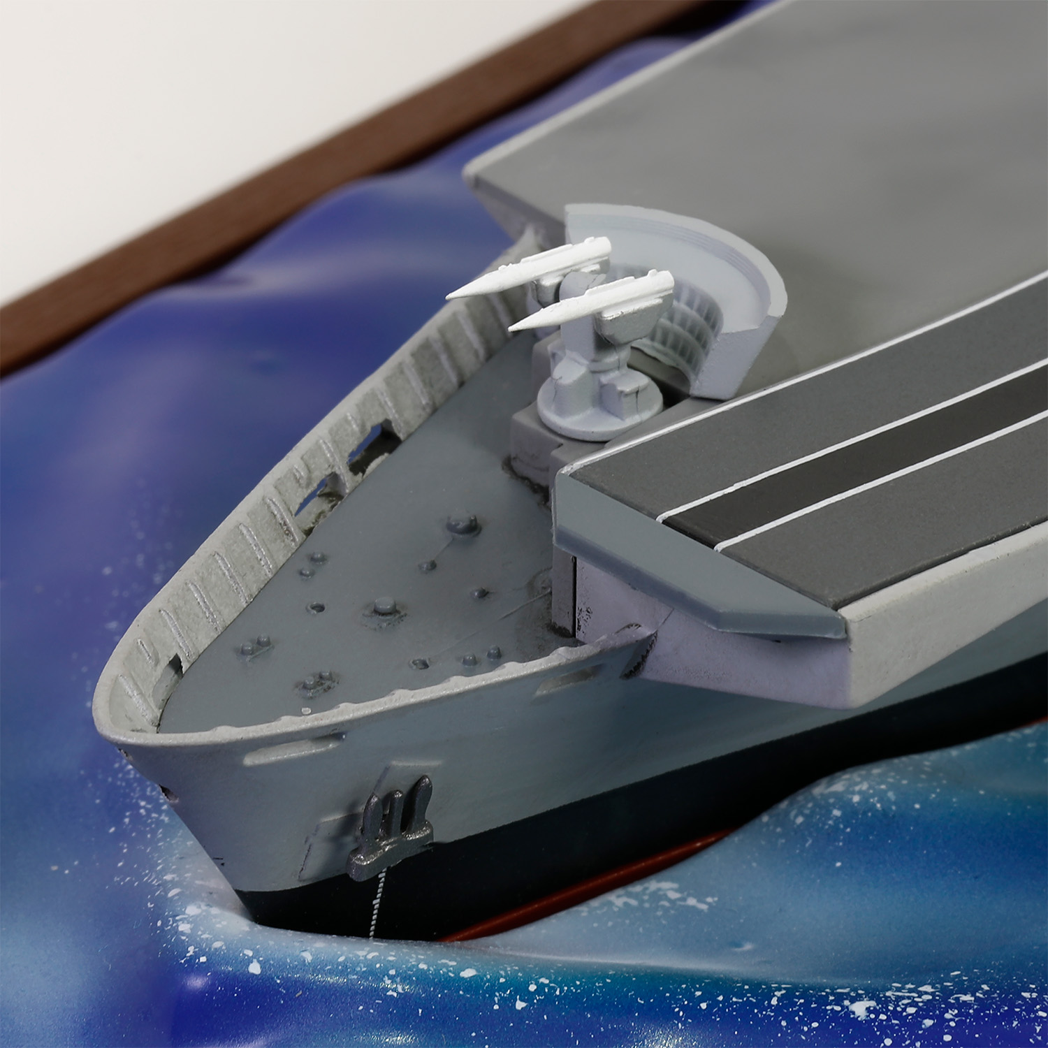 HMS Invincible(R05) Light Aircraft Carrier, Waterline edition Falklands War,1982